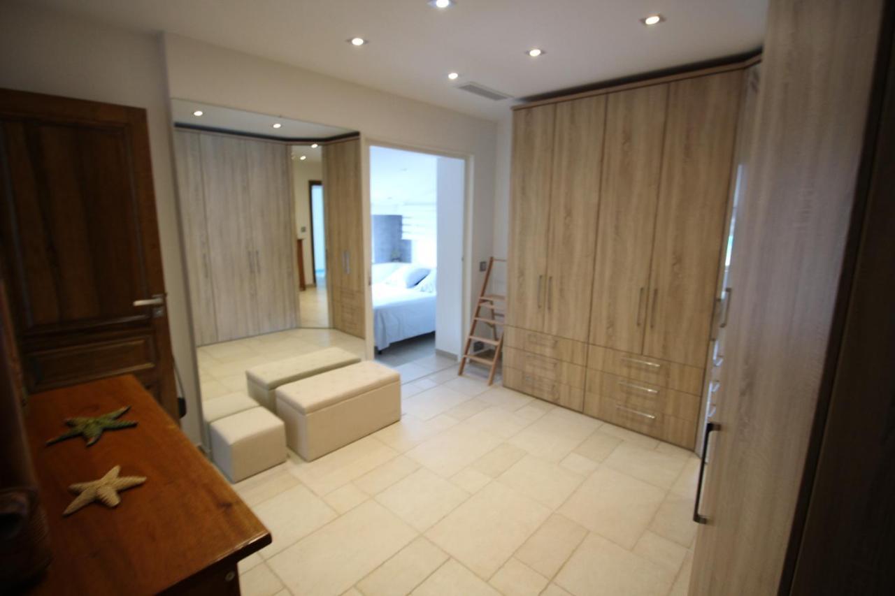 Villa Jalna Chambre, Suites Et Appartement Roquefort Les Pins Eksteriør billede