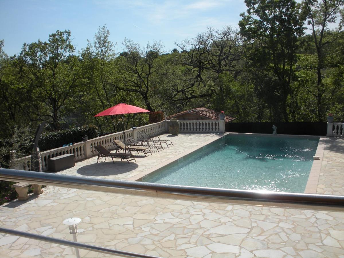 Villa Jalna Chambre, Suites Et Appartement Roquefort Les Pins Eksteriør billede