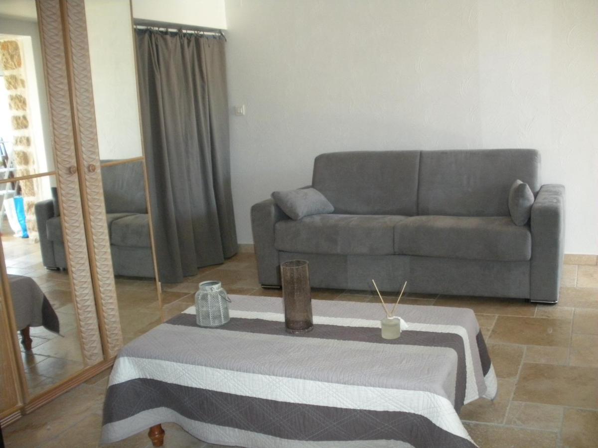 Villa Jalna Chambre, Suites Et Appartement Roquefort Les Pins Eksteriør billede